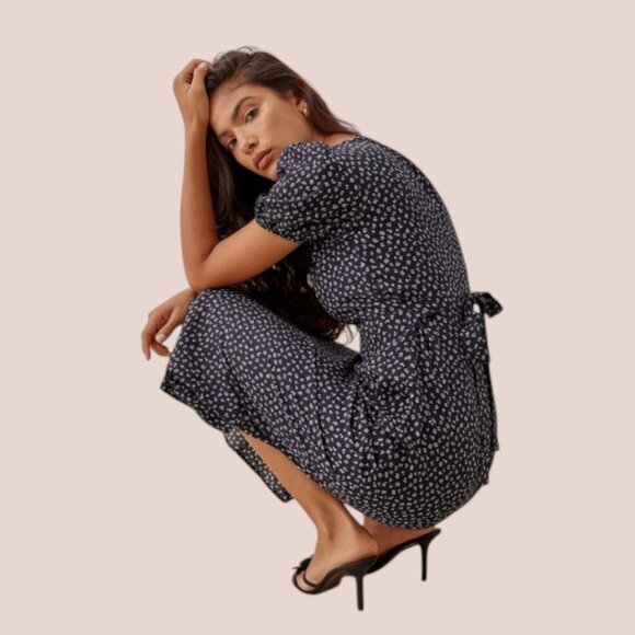 Reformation Kelby Midi Dress in Navy Blue White Floral Short Sleeve A Line M EUC - Picture 4 of 16